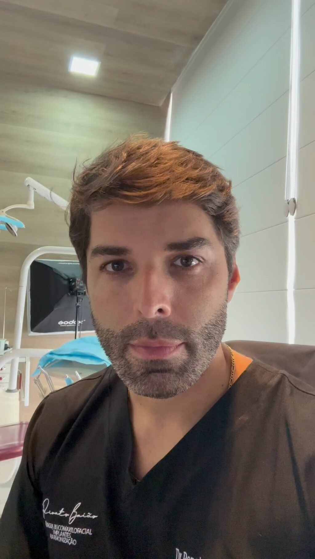 Instagram post from drrenatobaiao. This post is in position 2.