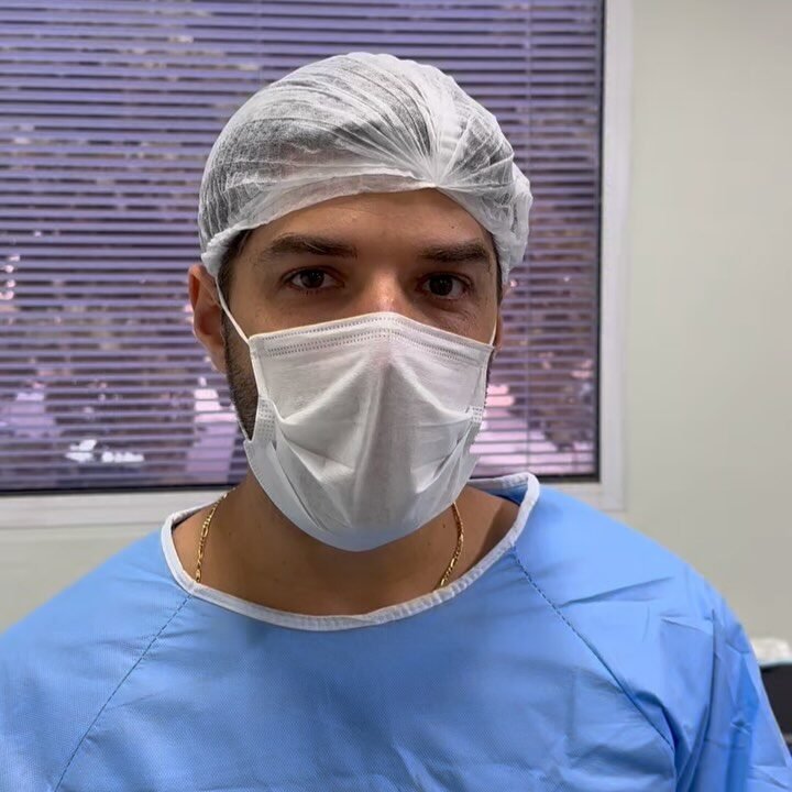 Instagram post from drrenatobaiao. This post is in position 3.